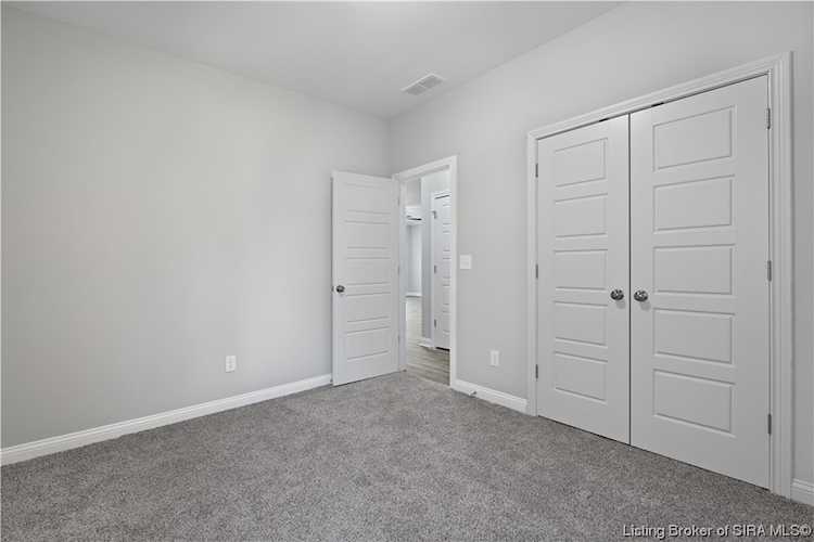 3008 Bales Way Jeffersonville, IN 47130 MLS 202405330