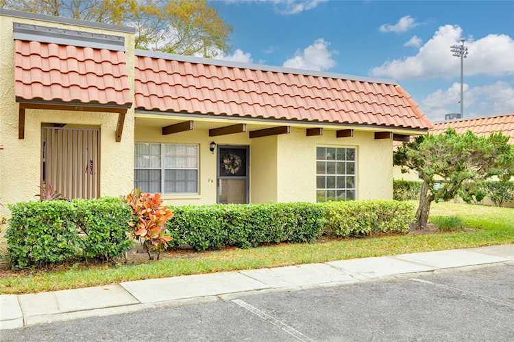 1701 Pinehurst Rd 12F Dunedin, FL 34698 MLS U8227393