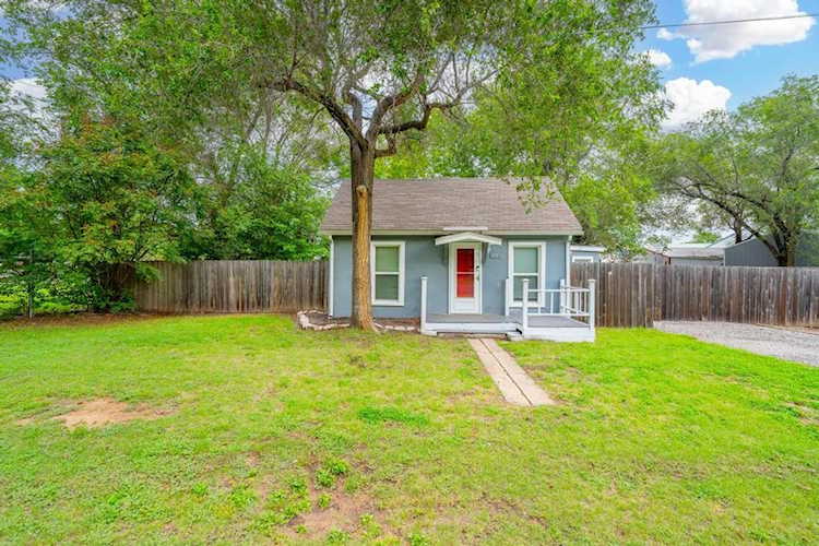 Homes for Sale in 118 W Albert St Maize, KS