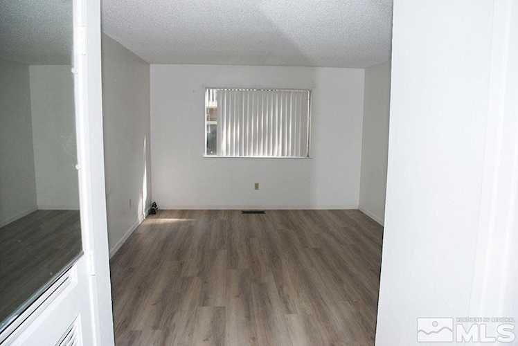 2300 Dickerson Rd Apt 49, Reno, NV 89503 PHOTOS MLS 230006520