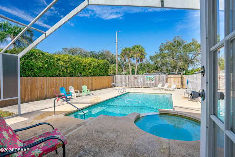 217 Seaview Avenue, Daytona Beach, FL 32118 MLS 1118673 Ortona