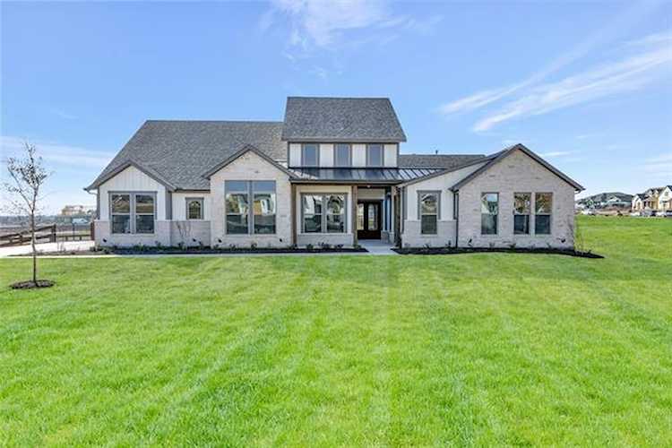 FOR SALE 3333 Wellington Lane, Northlake, in The Highlands