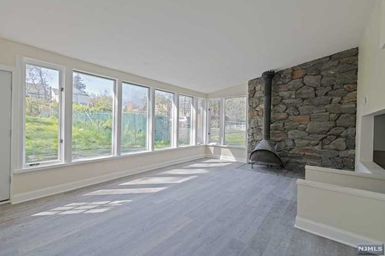 632 Teaneck Road Teaneck, NJ 07666 MLS 24004038