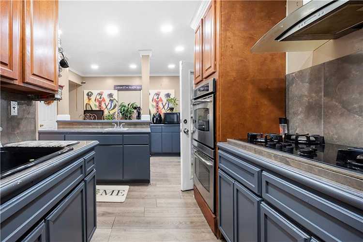 405 Fairburn Road 87, Atlanta GA 30331, MLS 7330670 Wildwood Park