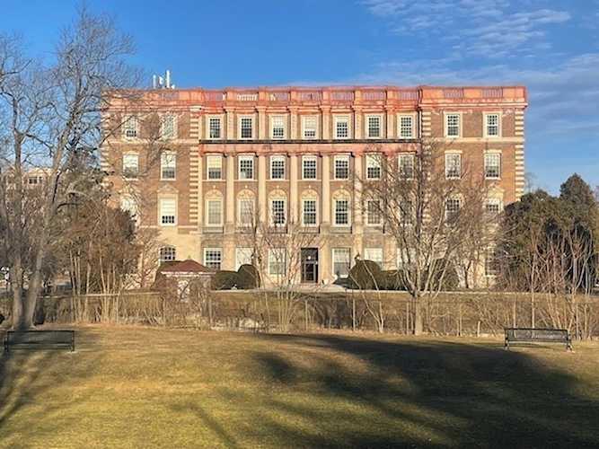 16 Balmoral St 405 Andover, MA 01810 MLS 73201953