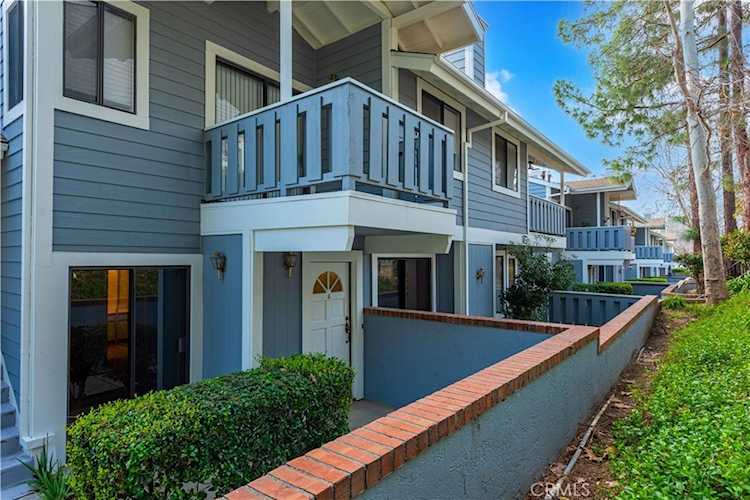 29105 Thousand Oaks Blvd A Agoura Hills, CA 91364 condo for sale, MLS