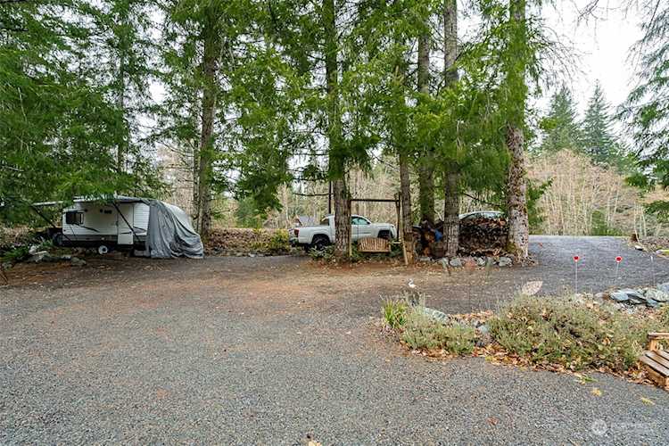 165 Nisqually Way Ashford, WA 98304 | MLS® 2199821