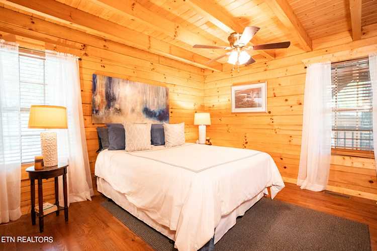 4015 Harold Witt Rd Tellico Plains, TN 37385 Hometown Realty