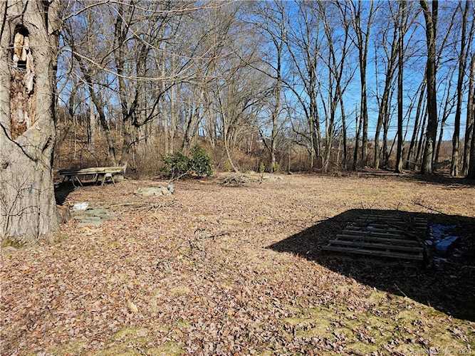 Check out this amazing Bozrah home for sale listed at 199,900 on 66