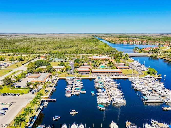 525 Newport Dr Naples, FL 34114 MLS 224017949