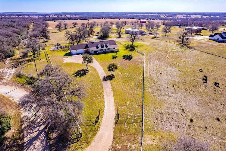 For sale 2905 County Road 442 Thrall, TX farm for sale