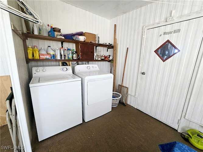 99 Moorhead Manor 99 Naples, FL 34112 MLS 224019416