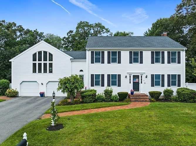 21 Weyfair Path Weymouth, MA 02190 MLS 73152384