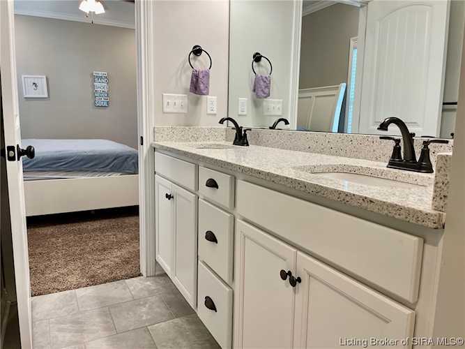 2073 Prestwick Place Henryville, IN 47126 MLS 202406247