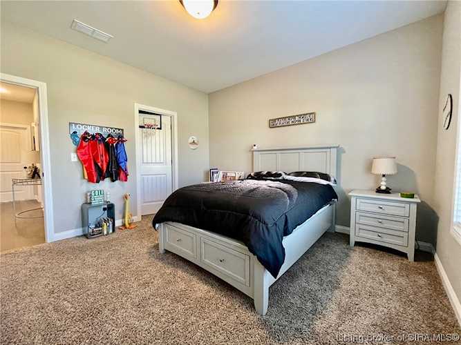 2073 Prestwick Place Henryville, IN 47126 MLS 202406247