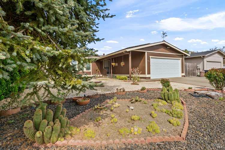 675 Camino Court in Santa Rosa, CA 95401