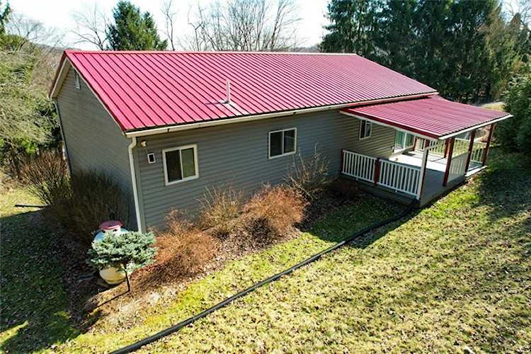 1429 Grant Avenue Ext Butler Butler PA 16001 335,000