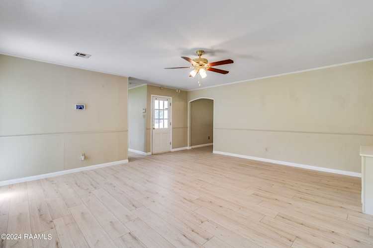 204 Lippi Boulevard Lafayette, LA 70508 MLS 24001805