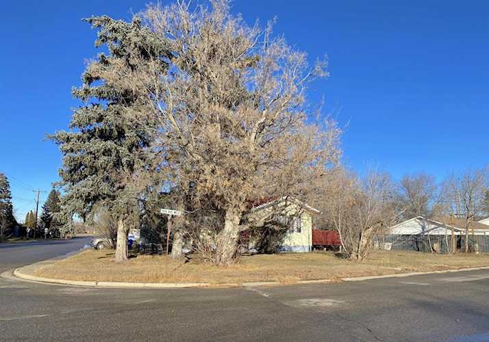 344 W 50A Ave Claresholm, AB T0L 0T0 MLS® A2100362