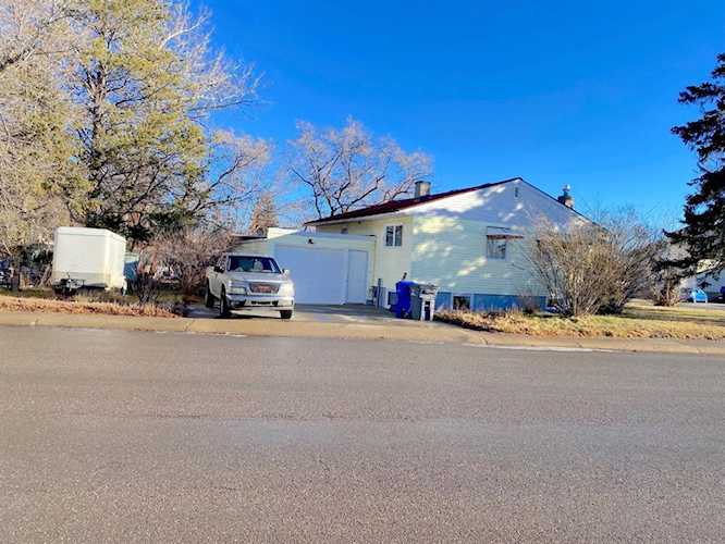 344 W 50A Ave Claresholm, AB T0L 0T0 MLS® A2100362