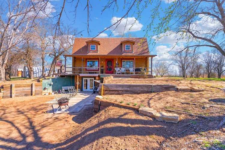 Homes for Sale in 134 N Argonia Argonia, KS