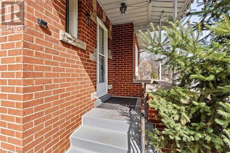 96 South Bond Street, Hamilton, ON L8S1T1 MLS 40552066 Viewhomes.ca