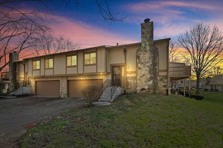 7839 Eagle Valley Pass Indianapolis, IN 46214 MLS 21968225