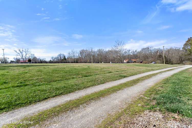 6601 Mt Washington Rd Louisville, KY 40229 MLS 1656496