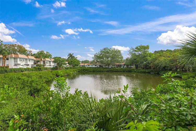 542 Sutton PLACE - Longboat Key, FL 34228 - Sutton Place