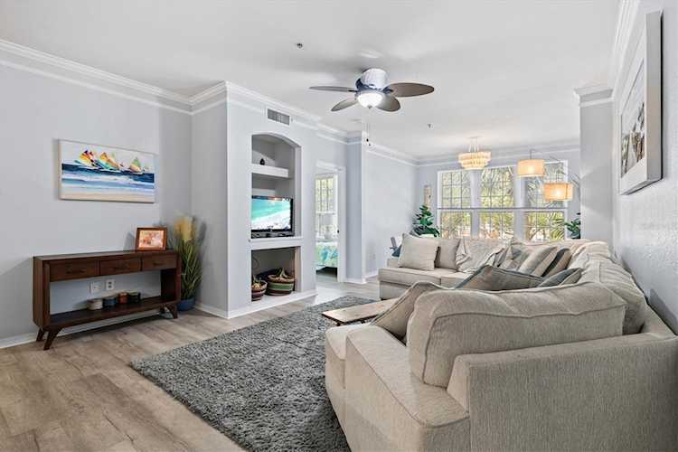 4178 Central Sarasota PARKWAY 325 Sarasota, FL 34238 Bella Villino Vi