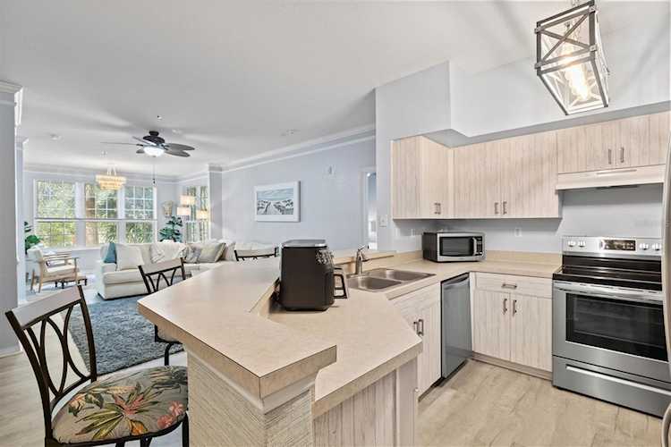 4178 Central Sarasota PARKWAY 325 Sarasota, FL 34238 Bella Villino