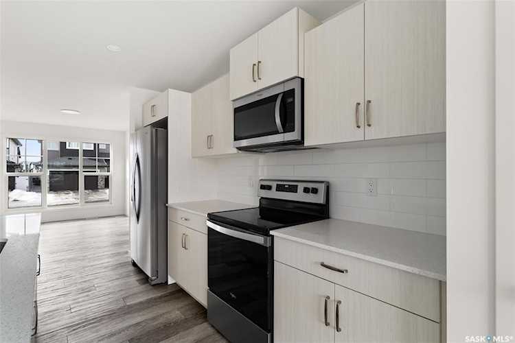 Eastbrook Home For Sale, 3082 Bellegarde Crescent, Regina, MLS SK962327