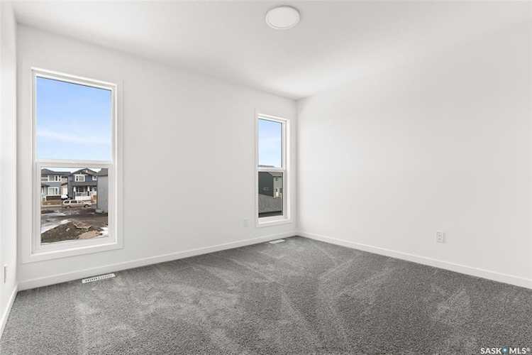 Eastbrook Home For Sale, 3082 Bellegarde Crescent, Regina, MLS SK962327