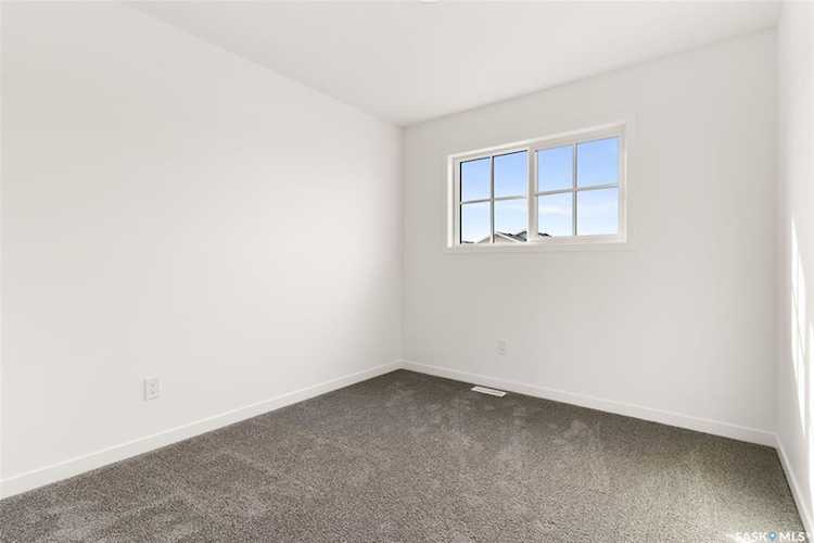 Eastbrook Home For Sale, 3082 Bellegarde Crescent, Regina, MLS SK962327