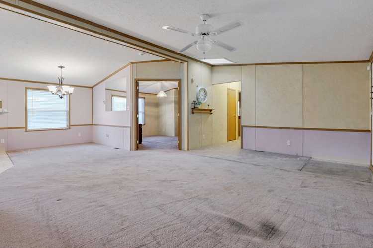 2461 Bluff Run Drive Grove City, OH 43123 MLS 224007813