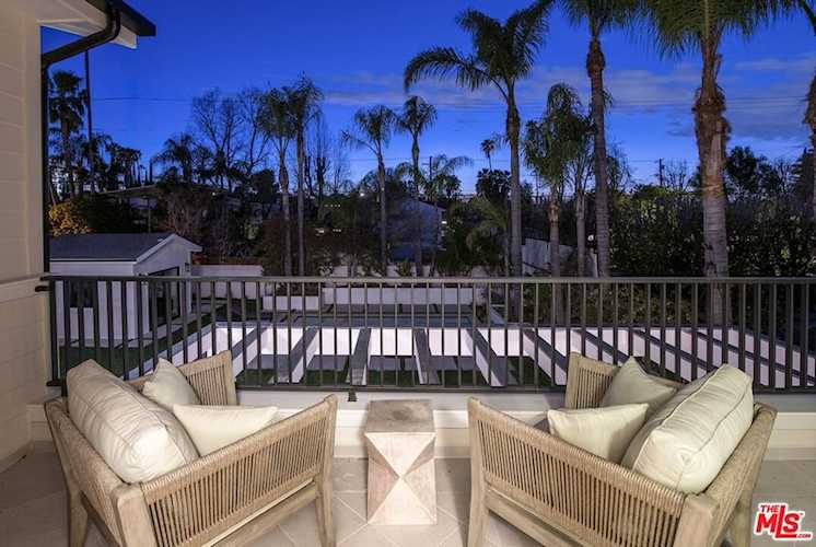 5001 Odessa Ave, Encino, CA 91436 RubyHome