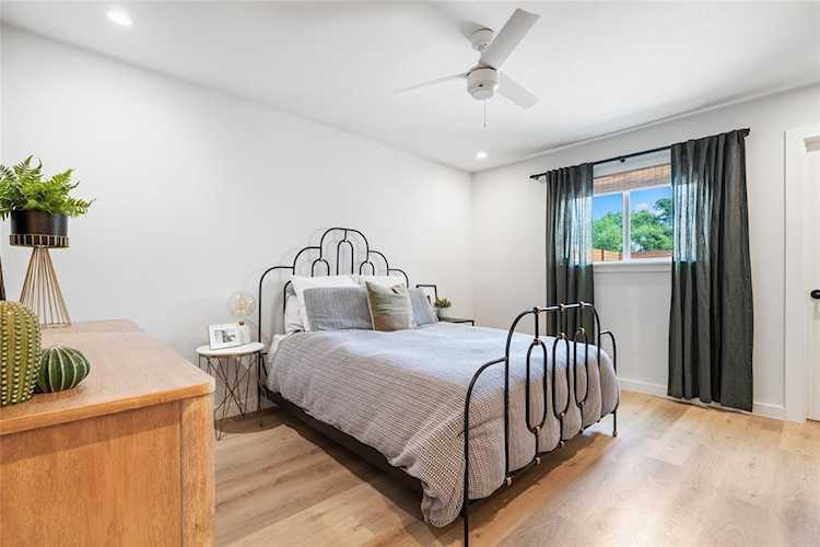 1133 Hollow Creek DR 101, Austin, TX 78704 MLS 7875014 Barton