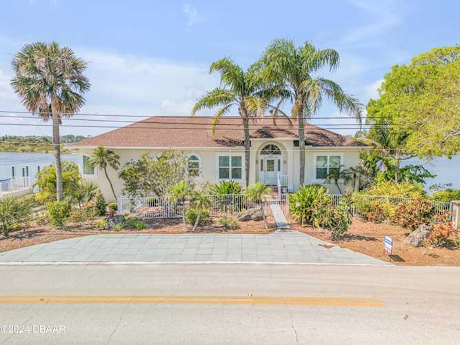 2384 John Anderson Drive Ormond Beach, FL 32176 MLS 1121290