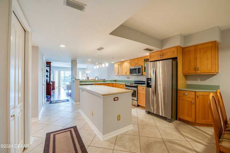 4 Oceans West Blvd 406C, Daytona Beach Shores, FL 32118 MLS 1119488