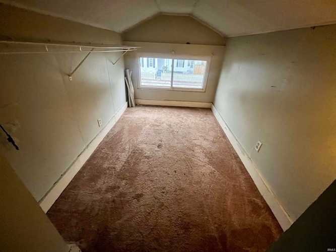 F.C. Tucker Emge Homes for Sale 908 Allens Lane Evansville IN