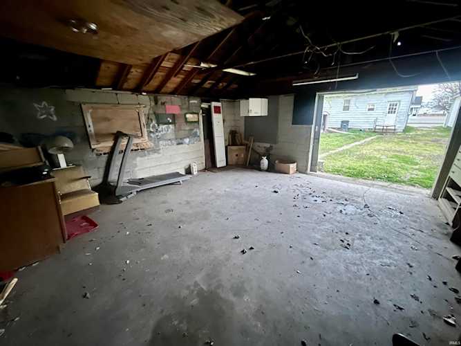 F.C. Tucker Emge Homes for Sale 908 Allens Lane Evansville IN