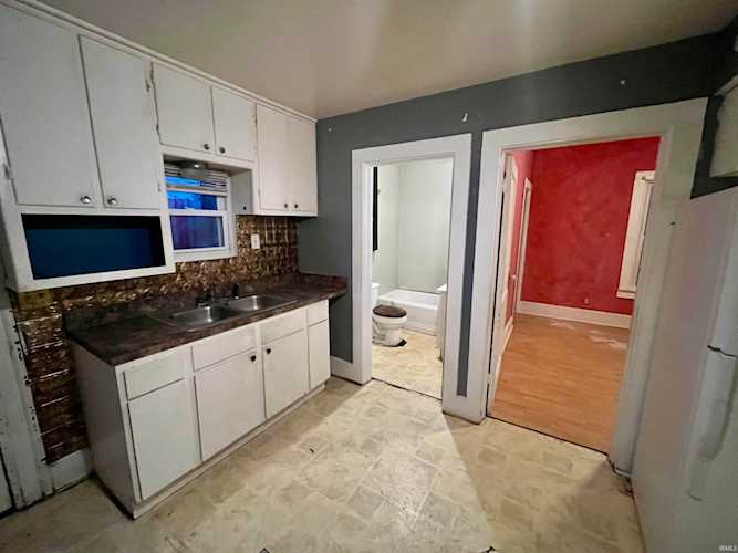 F.C. Tucker Emge Homes for Sale 908 Allens Lane Evansville IN