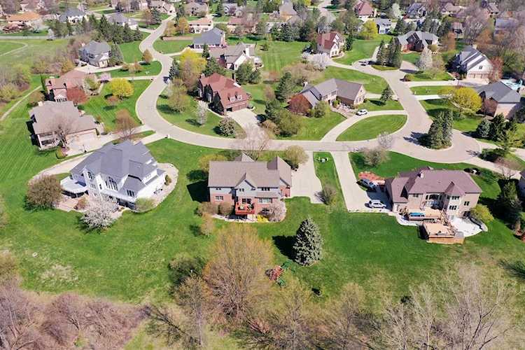 11656 Kings Colony Grand Blanc, MI 48439 MLS 5050136844