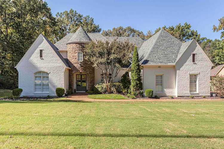 861ASearch BHHS Taliesyn homes for sale in Germantown, Collierville