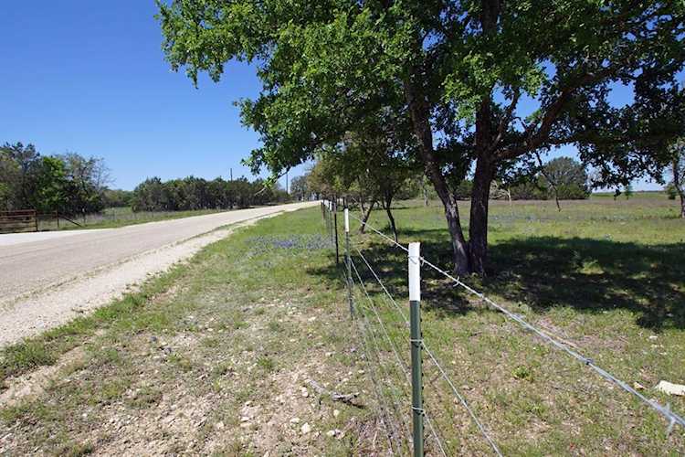 320 Miller Creek BLF, Briggs, TX 78608 MLS 7006962 Longhorn Realty