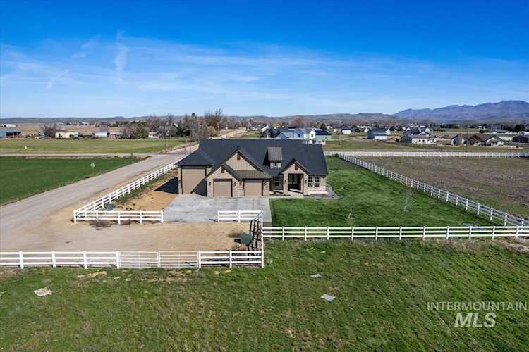 Explore Emmett, ID Real Estate home for sale for Sale
