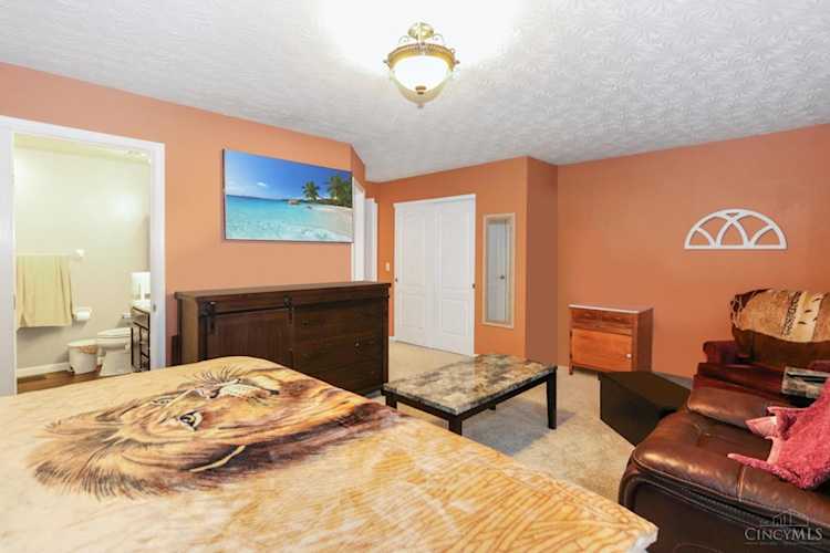 3843 Golden Meadow Court Amelia, OH 45102 MLS 1801069