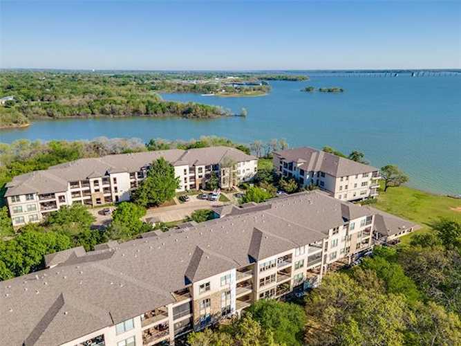 500 Waters Edge Drive 136, Lake Dallas, TX 75065