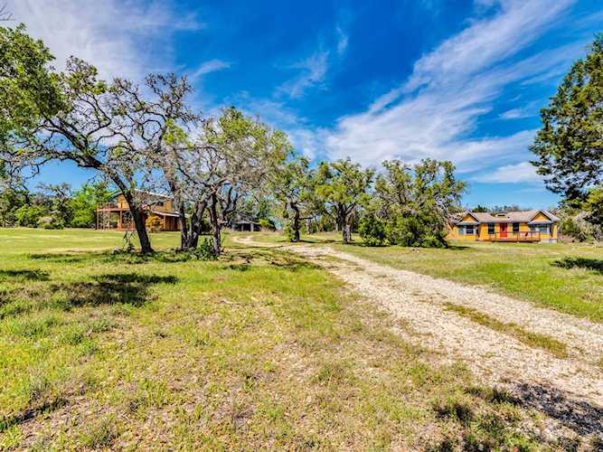 For sale 18201 W Fm 150 Driftwood, TX farm for sale