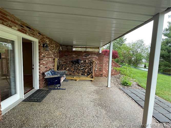 6092 Moser Knob Rd Floyds Knobs, IN 47119 MLS 202407041